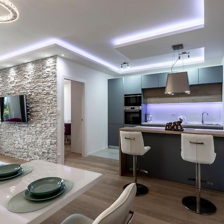 Luxury Suite Elysium สปลิท ภายนอก รูปภาพ